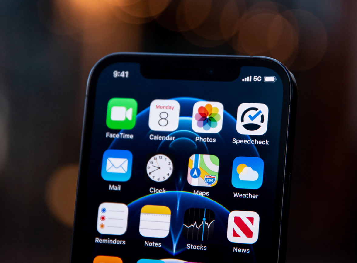 宣威苹果手机维修分享为什么 iPhone 12 在冬季会自动关机 